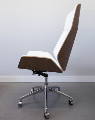 Кресло из натуральной кожи, каркас дерево арт. FX-BC06 - купить в Пятигорске. Цена 34 820.52 руб.
